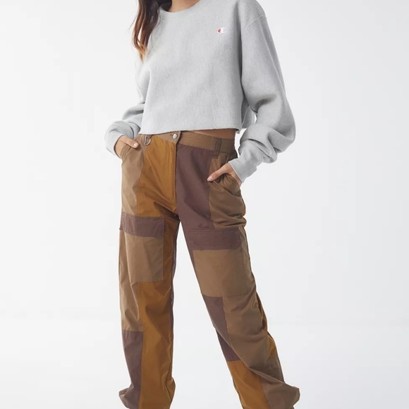 Champion Reverse Weave Cropped Pullover Gray - Picture 4 of 10